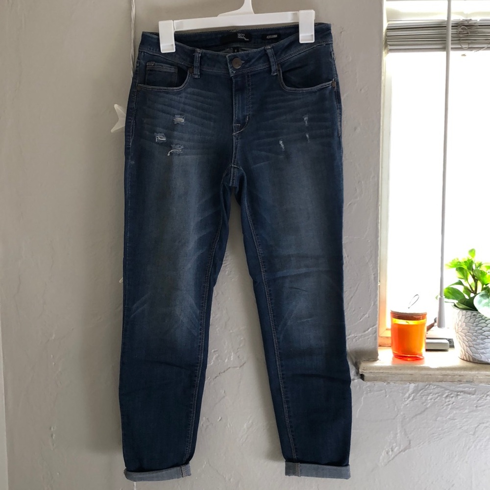 Ripped Skinny Jeans